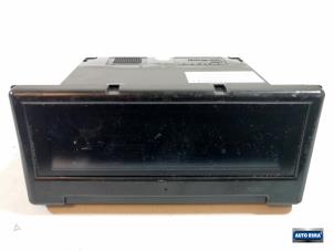 Gebruikte Display Interieur Volvo V50 (MW) 2.0 D 16V Prijs € 39,95 Margeregeling aangeboden door Auto Rima Druten