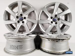 Gebruikte Sportvelgen Set Volvo V70 (BW) 2.0 D 16V Prijs € 299,95 Margeregeling aangeboden door Auto Rima Druten