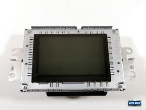 Gebruikte Display Multi Media regelunit Volvo V70 (BW) 2.0 D 16V Prijs € 99,95 Margeregeling aangeboden door Auto Rima Druten