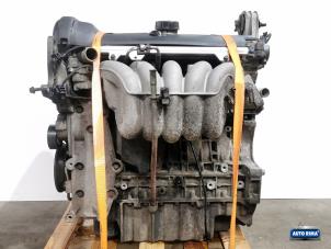 Gebruikte Motor Volvo V70 (SW) 2.4 20V 140 Prijs € 349,95 Margeregeling aangeboden door Auto Rima Druten