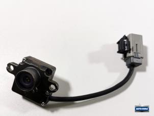 Gebruikte Camera voorzijde Volvo XC60 I (DZ) 2.4 D3 20V AWD Prijs € 99,95 Margeregeling aangeboden door Auto Rima Druten