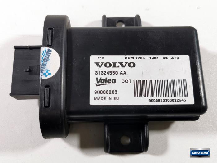 Gebruikte Computer Verlichting Volvo V60 I (FW/GW) 2.4 D5 20V AWD Prijs € 49,95 Margeregeling aangeboden door Auto Rima Druten