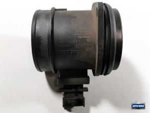 Gebruikte Luchtmassameter Volvo V70 (SW) 2.4 D5 20V AWD Prijs € 34,95 Margeregeling aangeboden door Auto Rima Druten