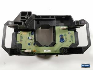 Gebruikte Licht + Raw Schakelaar Volvo V70 (BW) 2.0 D 16V Prijs € 34,95 Margeregeling aangeboden door Auto Rima Druten