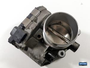 Gebruikte Gasklephuis Volvo V70 (BW) 2.0 T 16V Prijs € 124,95 Margeregeling aangeboden door Auto Rima Druten