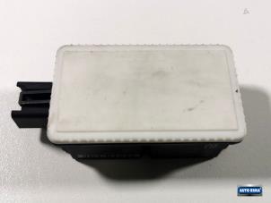 Gebruikte Module keyless vehicle Volvo C70 (MC) 2.4 D5 20V Prijs € 19,95 Margeregeling aangeboden door Auto Rima Druten