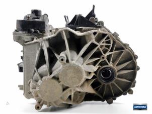 Gebruikte Versnellingsbak Volvo V60 I (FW/GW) 2.0 D4 16V Prijs € 499,95 Margeregeling aangeboden door Auto Rima Druten