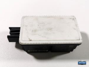 Gebruikte Module keyless vehicle Volvo XC60 I (DZ) 2.4 D5 20V 220 AWD Prijs € 19,95 Margeregeling aangeboden door Auto Rima Druten