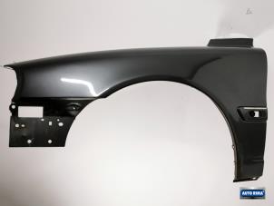 Gebruikte Voorscherm links Volvo S80 (TR/TS) 2.5 T Turbo 20V Prijs € 74,95 Margeregeling aangeboden door Auto Rima Druten