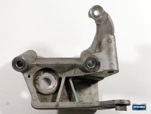 Gebruikte Motorrubber Volvo XC90 II 2.0 T8 16V Twin Engine AWD Prijs € 34,95 Margeregeling aangeboden door Auto Rima Druten