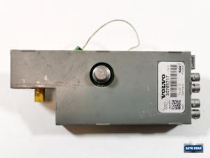 Gebruikte Antenne Versterker Volvo XC60 I (DZ) 2.0 T 16V Prijs € 34,95 Margeregeling aangeboden door Auto Rima Druten
