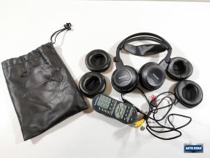 Gebruikte Koptelefoon Volvo V60 I (FW/GW) 2.0 D5 16V AWD Prijs € 49,95 Margeregeling aangeboden door Auto Rima Druten