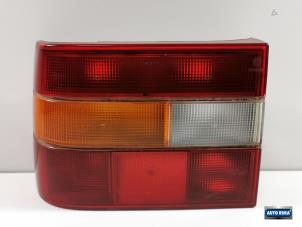 Gebruikte Achterlicht links Volvo 850 2.5i GLE 10V Prijs € 24,95 Margeregeling aangeboden door Auto Rima Druten
