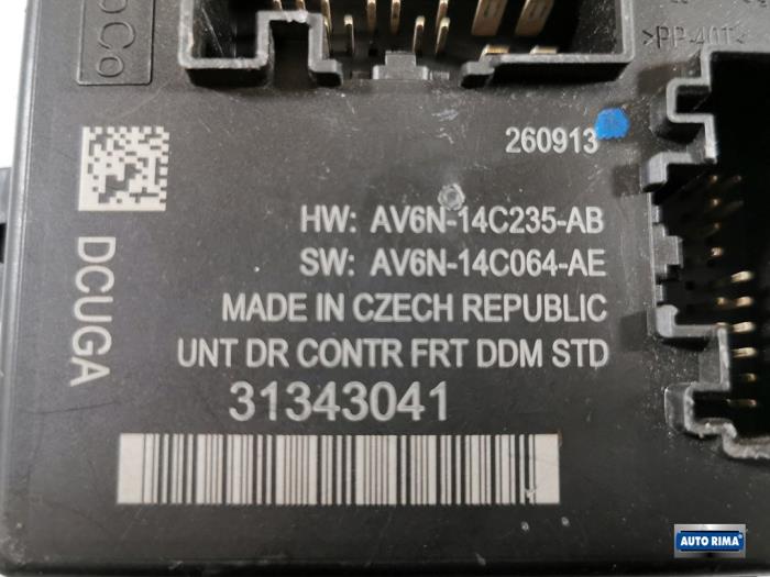 Centrale Deurvergrendelings Module van een Volvo V40 (MV) 1.6 T3 GTDi 16V 2013