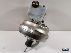 Gebruikte Rembekrachtiger Volvo V60 II (ZW) 2.0 D3 16V Prijs € 249,95 Margeregeling aangeboden door Auto Rima Druten