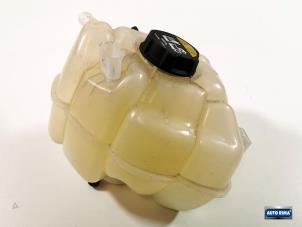 Gebruikte Expansievat Volvo V60 II (ZW) 2.0 D3 16V Prijs € 24,95 Margeregeling aangeboden door Auto Rima Druten