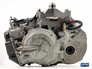 Gebruikte Automaatbak Volvo V40 Cross Country (MZ) 2.0 T5 16V AWD Prijs € 1.349,95 Margeregeling aangeboden door Auto Rima Druten