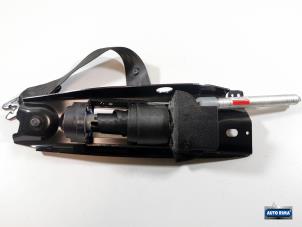 Gebruikte Gordelspanner rechts Volvo S80 (AR/AS) 2.0 D3/D4 16V Prijs € 74,95 Margeregeling aangeboden door Auto Rima Druten