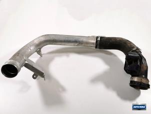 Gebruikte Intercooler Buis Volvo XC90 II 2.0 T5 16V AWD Prijs € 74,95 Margeregeling aangeboden door Auto Rima Druten
