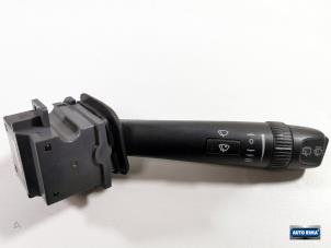 Gebruikte Ruitenwis Schakelaar Volvo XC90 I 2.5 T 20V Prijs € 24,95 Margeregeling aangeboden door Auto Rima Druten