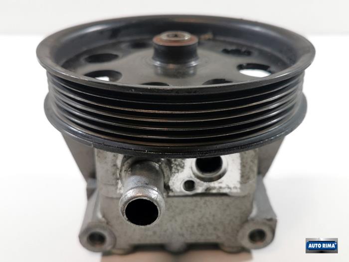 Gebruikte Pomp Servo Volvo V60 I (FW/GW) 2.0 T5 16V Prijs € 149,95 Margeregeling aangeboden door Auto Rima 