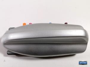 Gebruikte GPS Antenne Volvo XC60 II (UZ) 2.0 D4 16V Prijs € 49,95 Margeregeling aangeboden door Auto Rima Druten