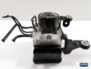 Gebruikte ABS Pomp Volvo V60 I (FW/GW) 1.6 DRIVe Prijs € 74,95 Margeregeling aangeboden door Auto Rima Druten