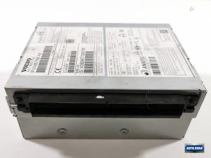 Gebruikte CD Speler Volvo V40 (MV) 2.0 D2 16V Prijs € 74,95 Margeregeling aangeboden door Auto Rima Druten