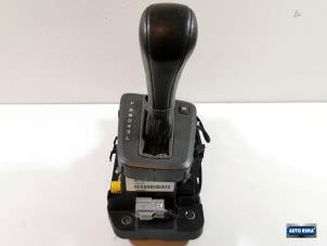 Gebruikte Selectiehendel automaat Volvo XC70 (SZ) XC70 2.4 T 20V Prijs € 74,95 Margeregeling aangeboden door Auto Rima Druten