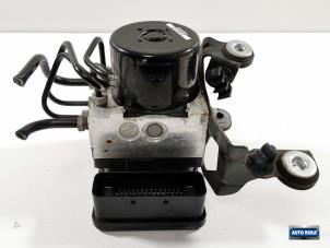 Gebruikte ABS Pomp Volvo S60 II (FS) 2.0 T 16V Prijs € 99,95 Margeregeling aangeboden door Auto Rima Druten