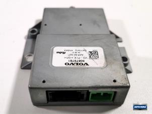 Gebruikte Antenne Versterker Volvo S40 (MS) 2.4 D5 20V Prijs € 49,95 Margeregeling aangeboden door Auto Rima Druten