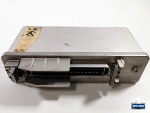 Computer ABS van een Volvo 940 I Estate 2.0i 1993
