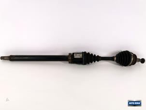 Gebruikte Cardanas rechts-voor (VWA) Volvo S80 (TR/TS) 2.4 T Turbo 20V Prijs € 74,95 Margeregeling aangeboden door Auto Rima Druten