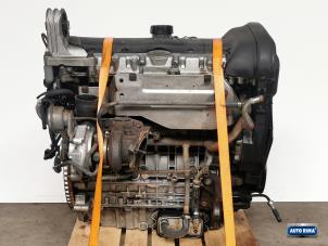 Gebruikte Motor Volvo XC70 (SZ) XC70 2.4 T 20V Prijs € 849,95 Margeregeling aangeboden door Auto Rima Druten