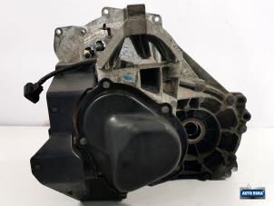 Gebruikte Versnellingsbak Volvo C30 (EK/MK) 1.6 16V Prijs € 449,95 Margeregeling aangeboden door Auto Rima Druten