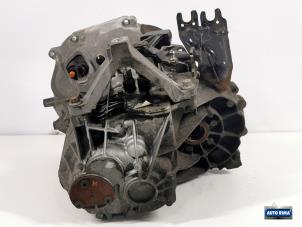 Gebruikte Versnellingsbak Volvo V50 (MW) 1.8 16V Flexifuel Prijs € 249,95 Margeregeling aangeboden door Auto Rima Druten