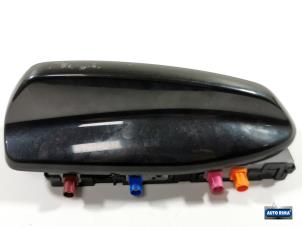 Gebruikte GPS Antenne Volvo XC40 (XZ) 1.5 T3 12V Prijs € 49,95 Margeregeling aangeboden door Auto Rima Druten