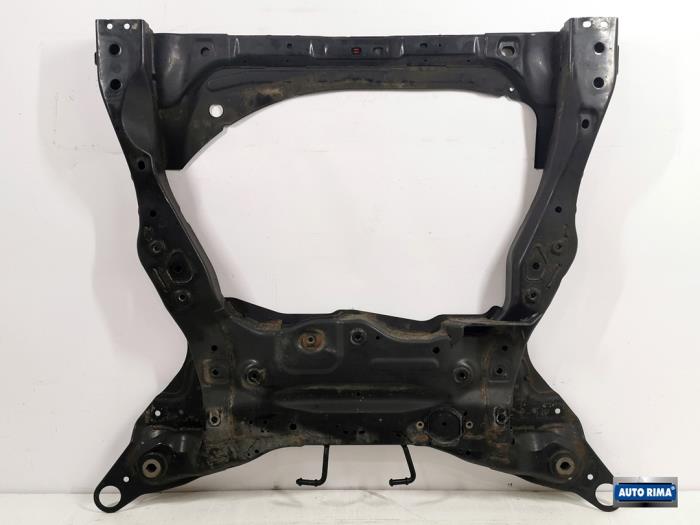 Gebruikte Subframe Volvo V90 II (PW) 2.0 D4 16V Prijs € 449,95 Margeregeling aangeboden door Auto Rima 