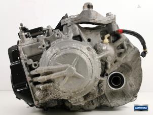 Gebruikte Automaatbak Volvo V40 Cross Country (MZ) 2.0 T5 16V AWD Prijs € 1.349,95 Margeregeling aangeboden door Auto Rima Druten