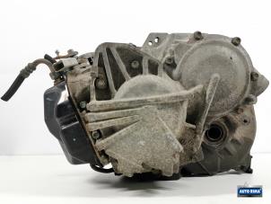 Gebruikte Automaatbak Volvo V70 (SW) 2.5 T 20V AWD Prijs € 849,95 Margeregeling aangeboden door Auto Rima Druten