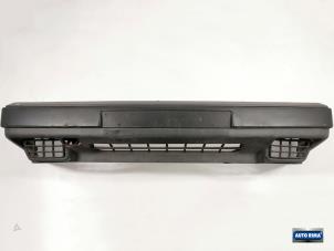 Gebruikte Voorbumper Volvo 440 1.7 DL,GL,GLE,GLT Prijs € 74,95 Margeregeling aangeboden door Auto Rima Druten