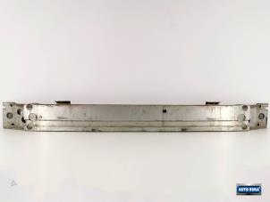 Gebruikte Bumperbalk voor Volvo XC90 I 2.5 T 20V Prijs € 74,95 Margeregeling aangeboden door Auto Rima Druten