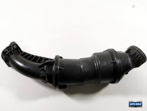 Gebruikte Intercooler Buis Volvo XC60 I (DZ) 2.0 D4 16V Prijs € 74,95 Margeregeling aangeboden door Auto Rima Druten