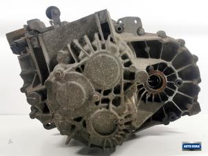 Gebruikte Versnellingsbak Volvo V70 (BW) 2.0 D 16V Prijs € 249,95 Margeregeling aangeboden door Auto Rima Druten