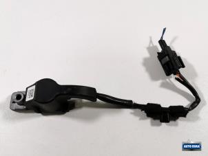 Gebruikte Airbag Sensor Volvo V40 (MV) 1.6 D2 Prijs € 24,95 Margeregeling aangeboden door Auto Rima Druten