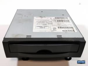 Gebruikte DVD Speler Volvo XC90 I 2.4 D5 20V Prijs € 99,95 Margeregeling aangeboden door Auto Rima Druten