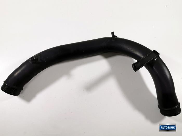 Gebruikte Intercooler Buis Volvo V60 I (FW/GW) 2.4 D6 20V Plug-in Hybrid AWD Prijs € 24,95 Margeregeling aangeboden door Auto Rima 