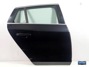 Gebruikte Deur 4Deurs rechts-achter Volvo V60 I (FW/GW) 2.4 D6 20V Plug-in Hybrid AWD Prijs € 224,95 Margeregeling aangeboden door Auto Rima Druten