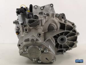 Gebruikte Versnellingsbak Volvo V40 (MV) 1.6 D2 Prijs € 1.499,00 Margeregeling aangeboden door Auto Rima Druten