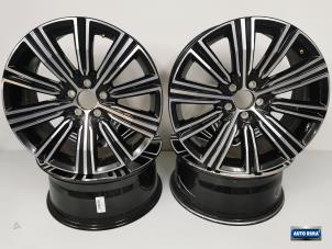 Gebruikte Sportvelgen Set Volvo S60 III (ZS) 2.0 B6 16V Mild Hybrid Geartronic AWD Prijs € 399,95 Margeregeling aangeboden door Auto Rima Druten